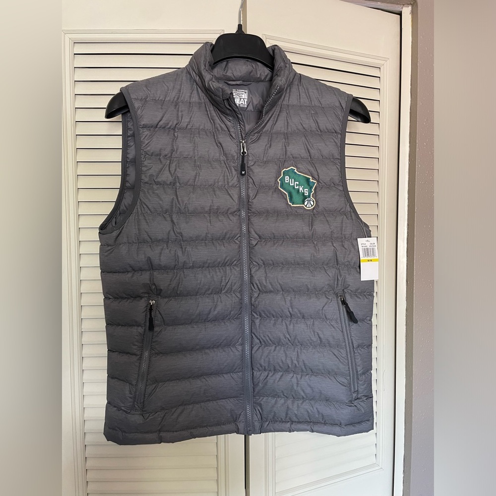 Milwaukee Bucks Winter Fall Vest NWT